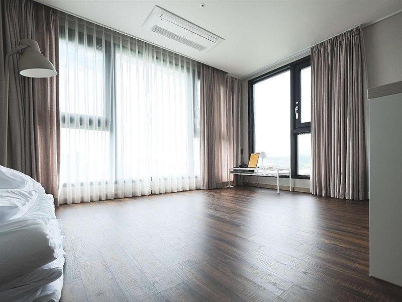 Hotel Seogwipean Согвіпо Екстер'єр фото