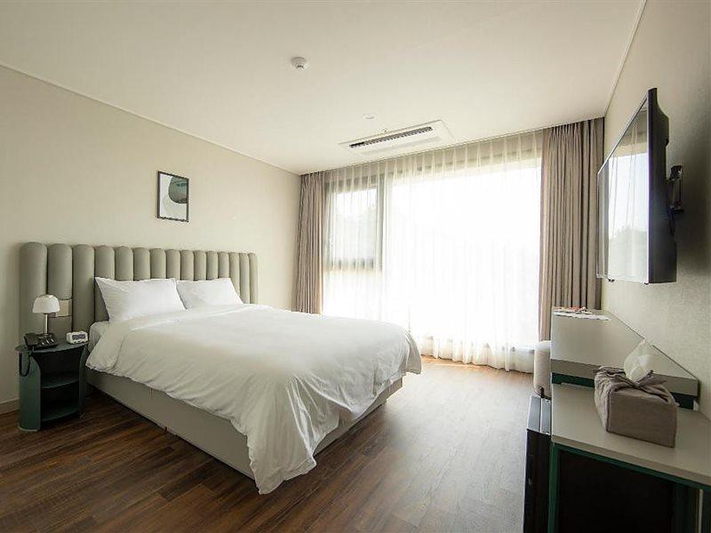 Hotel Seogwipean Согвіпо Екстер'єр фото