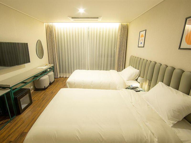 Hotel Seogwipean Согвіпо Екстер'єр фото