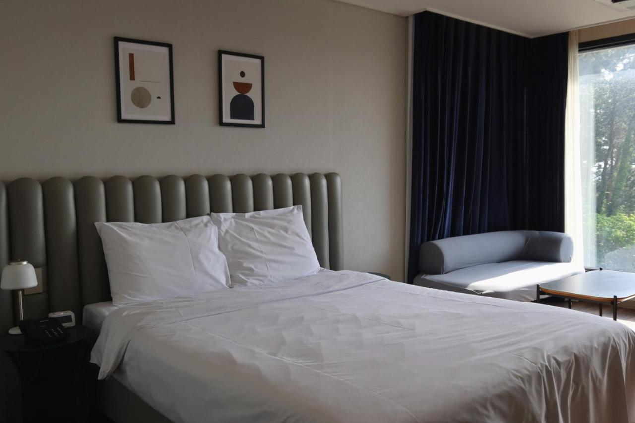 Hotel Seogwipean Согвіпо Екстер'єр фото