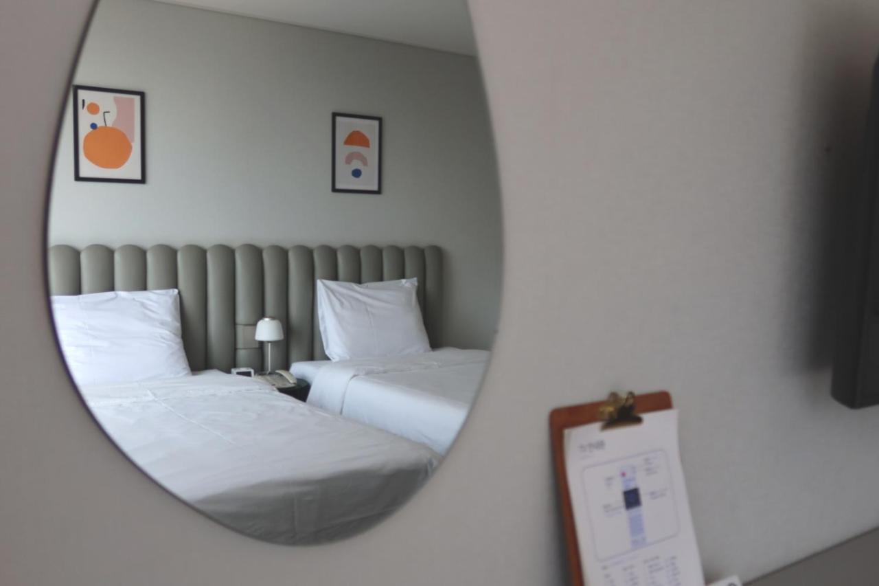 Hotel Seogwipean Согвіпо Екстер'єр фото