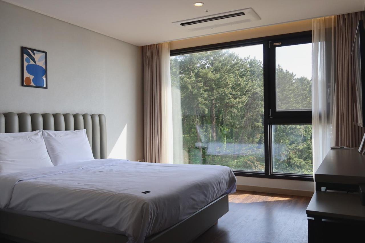 Hotel Seogwipean Согвіпо Екстер'єр фото